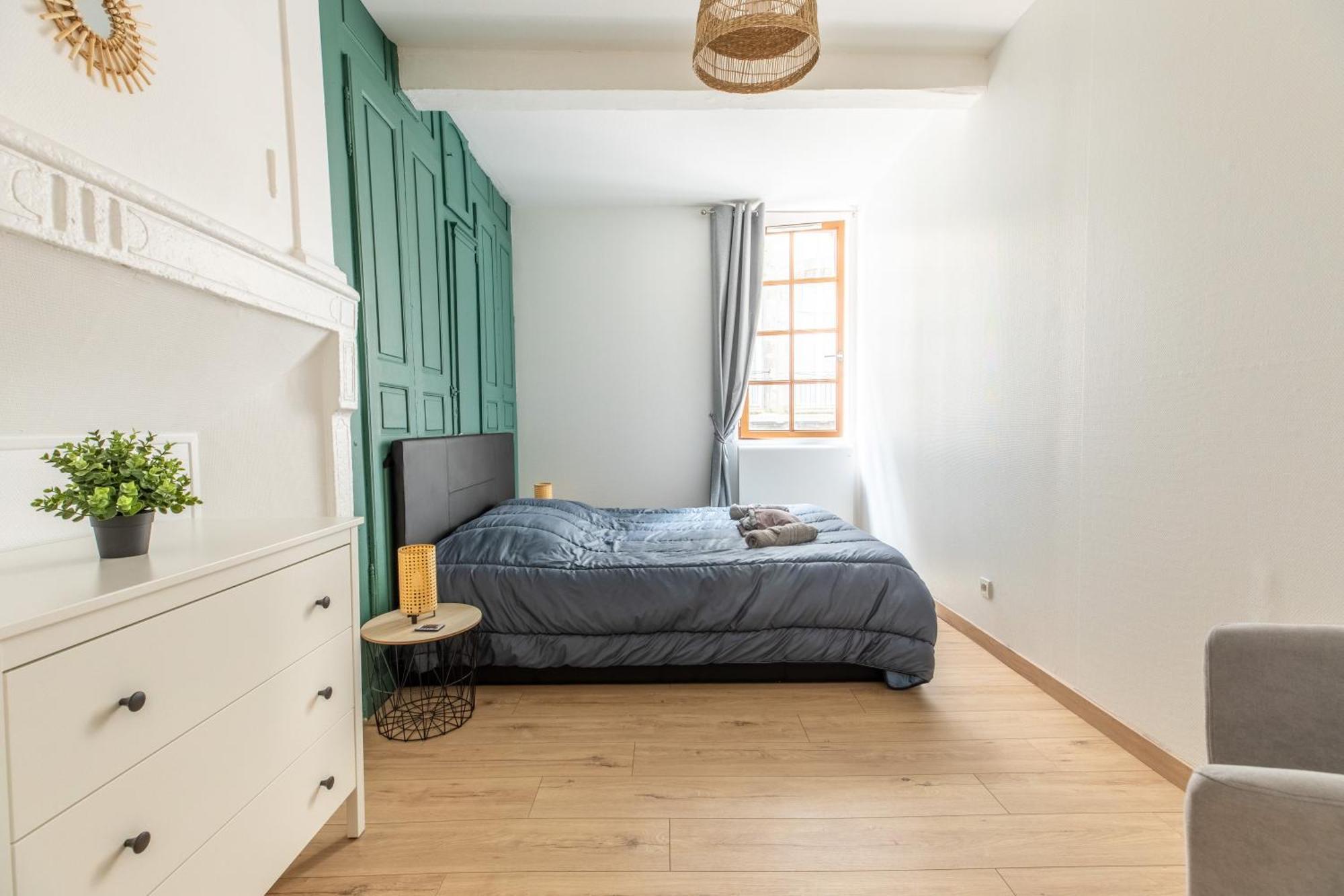 Appartement Le Petit Pirou # Cosy # Halte Auvergne à Thiers Extérieur photo